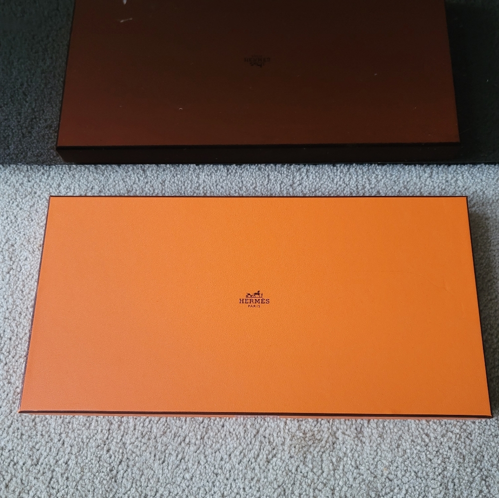 Hermes box